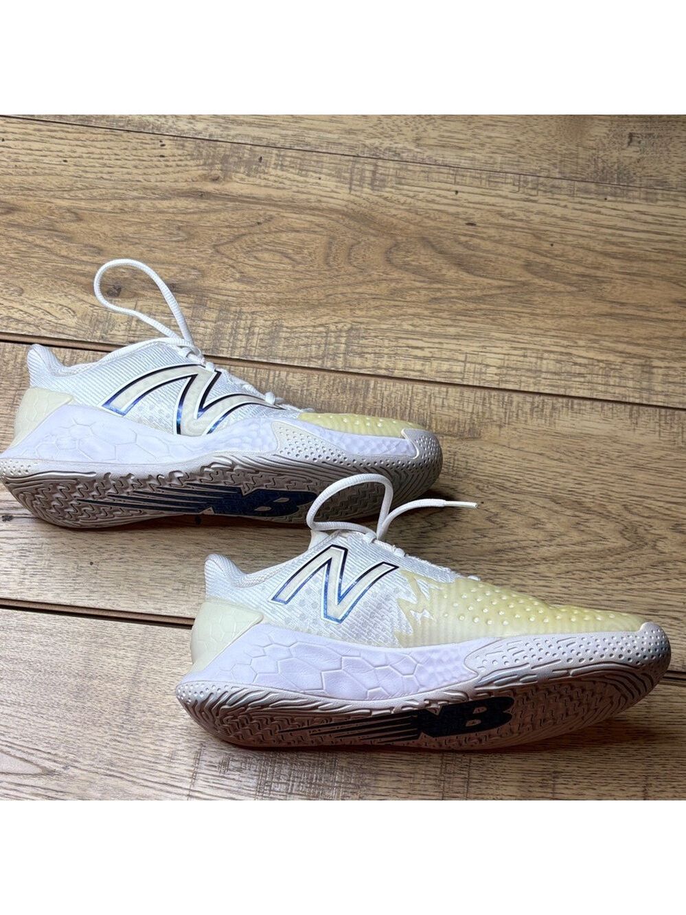 Women’s New Balance Fresh Foam Lav V2 Size 8.5 - Picture 6 of 8